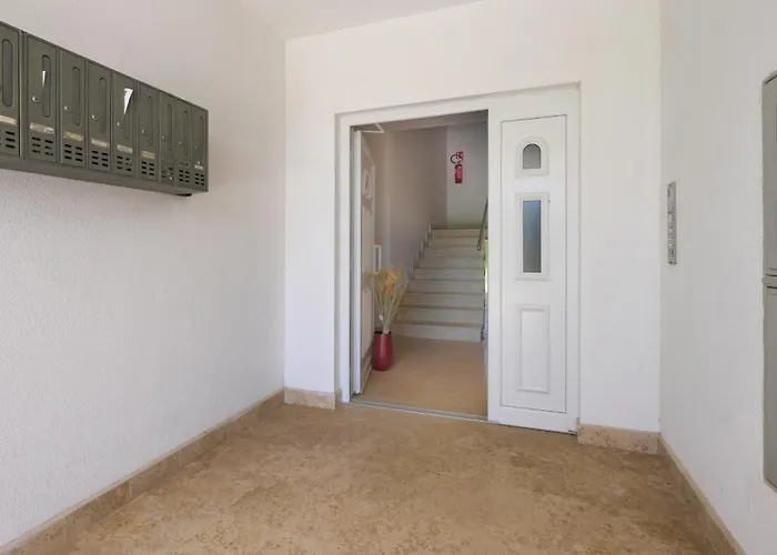 Apartament La E Bella Peroj