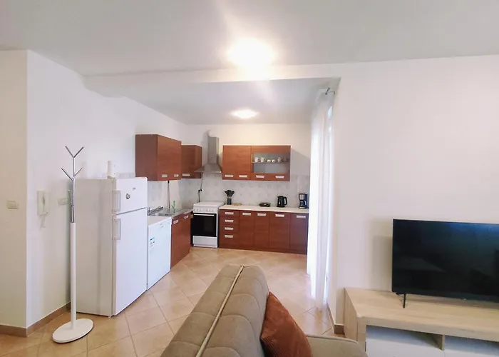 Apartament La E Bella Peroj