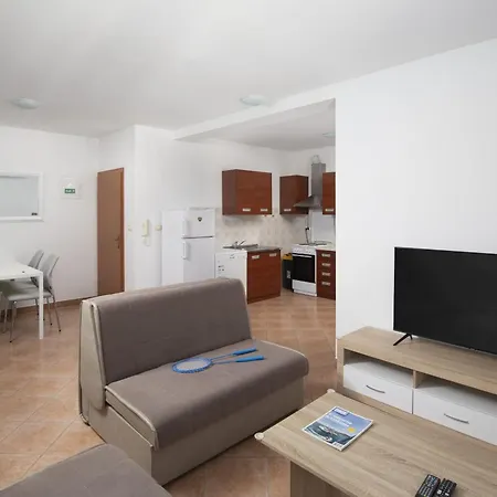 Apartment La E Bella Peroj