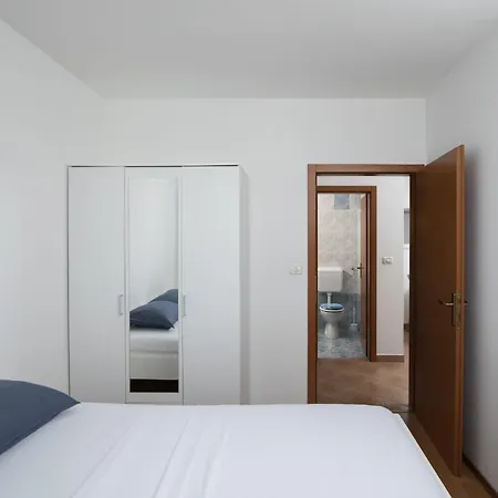 La E Bella Apartment *