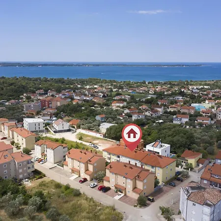 Apartment La E Bella
